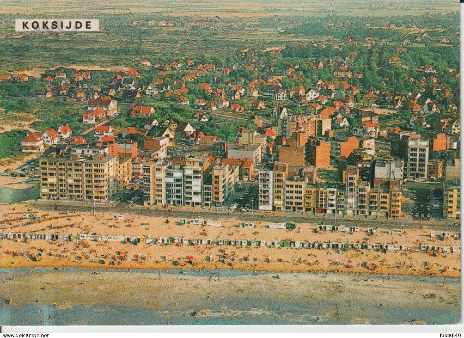 CPM.   BELGIQUE.   COXJDE / KOKSIJDE.   Vue Aérienne - Plage Et Digue. - Koksijde