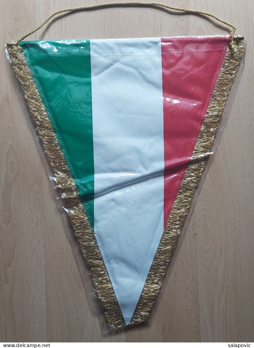 Italy - Italian Basketball Federation (Federazione Italiana Pallacanestro) PENNANT, SPORTS FLAG FLAG ZS 1 KUT - Uniformes, Recordatorios & Misc