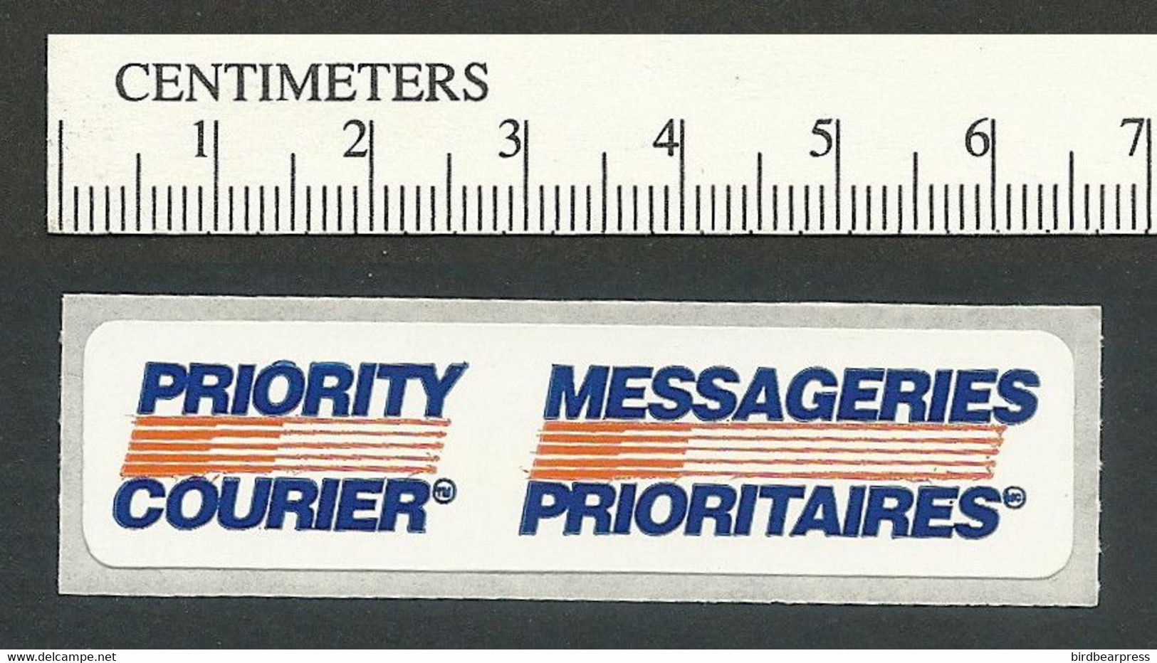 B59-30 CANADA Priority Courier Etiquette MNH - Vignette Locali E Private