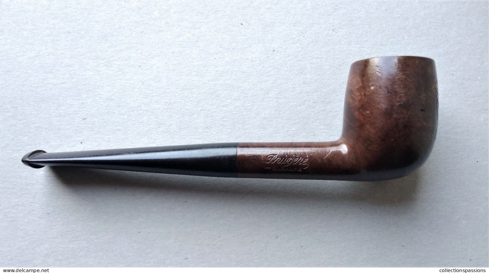 - Ancienne Pipe - 26è RI. Nancy - Pipe Gravée - Militaria - - Pipas En Madera De Brezo ( Bruyere)