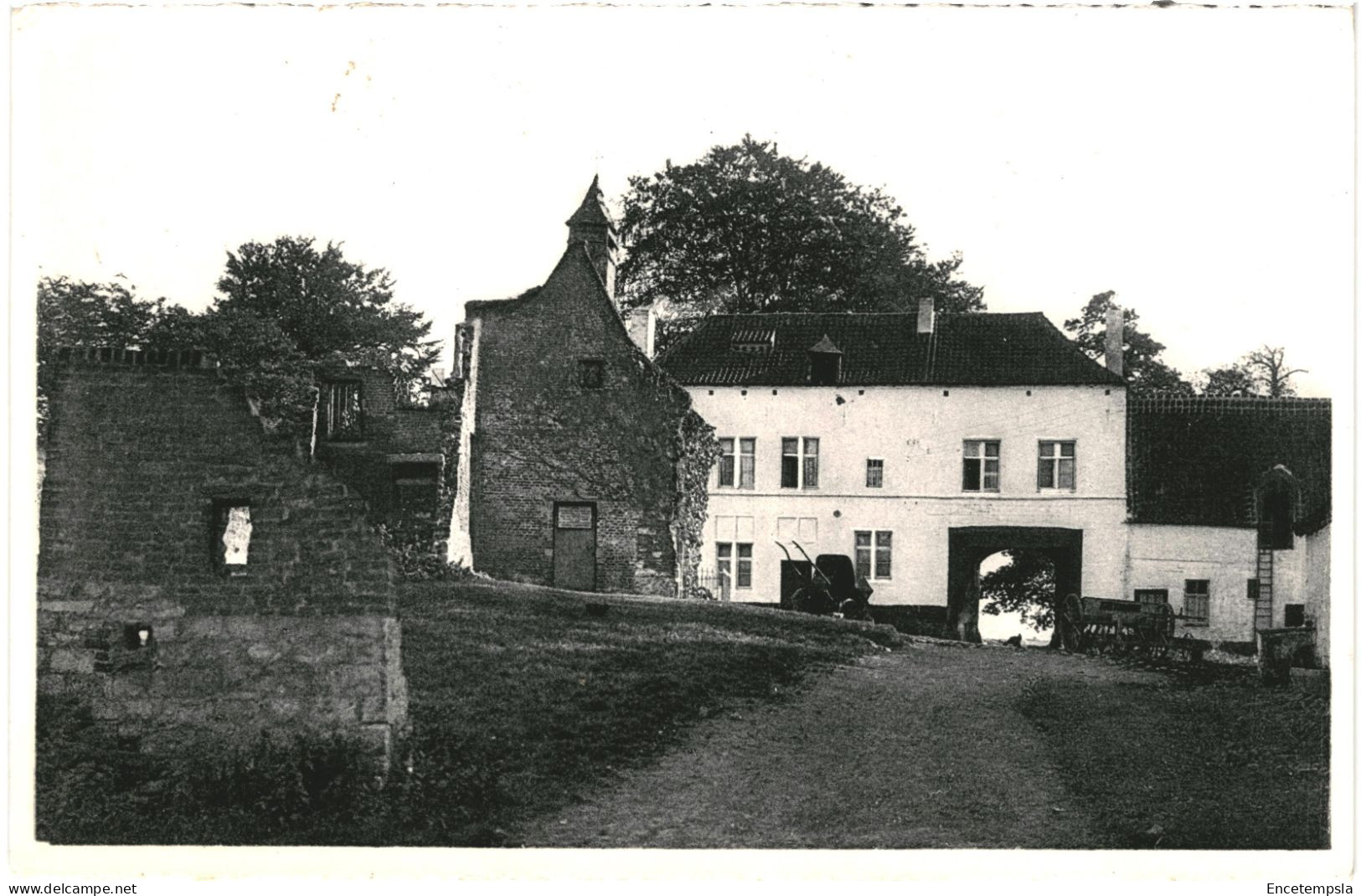 CPA Carte Postale Belgique Waterloo Vue Intérieur De Hougoumont VM65508 - Waterloo