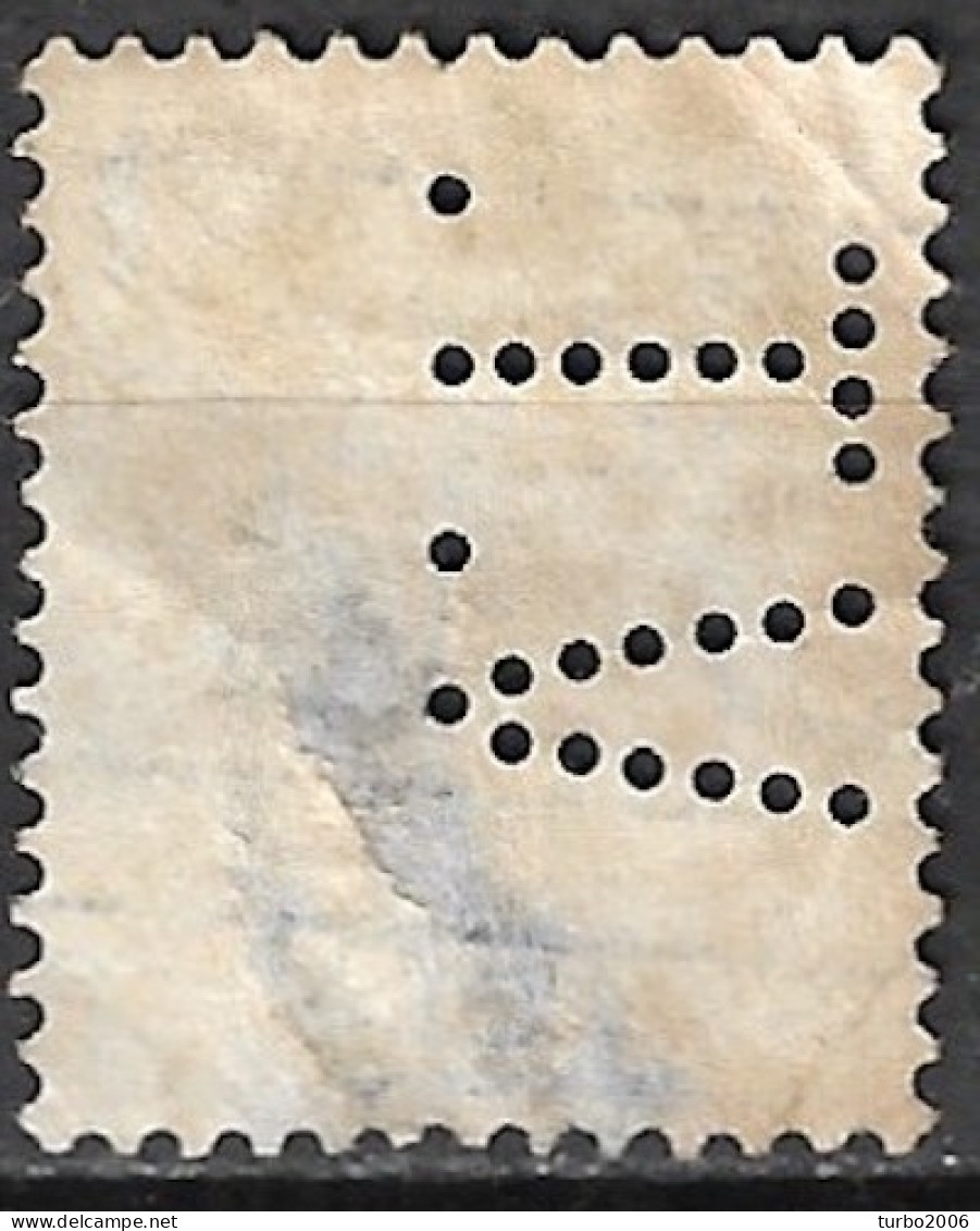 Perfin V.T. (N.V. C.G. Van Tubbergen's Bloembollen- En Zaadhandel) In 1938 Wilhelmina Type Veth 12½ Ct Blauw NVPH 185 - Gezähnt (perforiert)