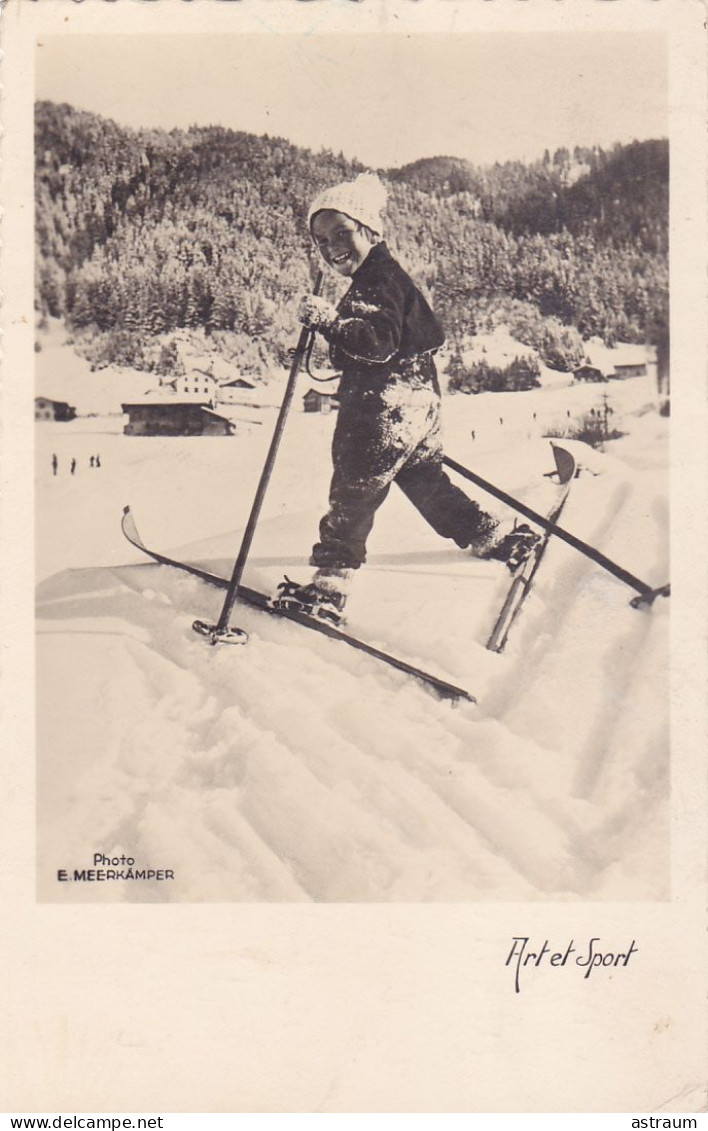 Cpa ( Carte Photo )- Sport  - Ski - Enfant - Photo Meerkamper -edi C.E.L.A. N°73 - Sports D'hiver