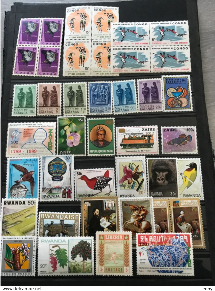 LOT  De  1000   TIMBRES De   DIVERS PAYS   ... Sur Les PLAQUETTES Les TIMBRES Sont NEUFS** - Lots & Kiloware (mixtures) - Min. 1000 Stamps