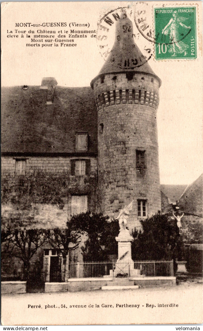16498 Cpa 86 Mont Sur Guesnes - La Tour Du Château Et Le Monument - Monts Sur Guesnes