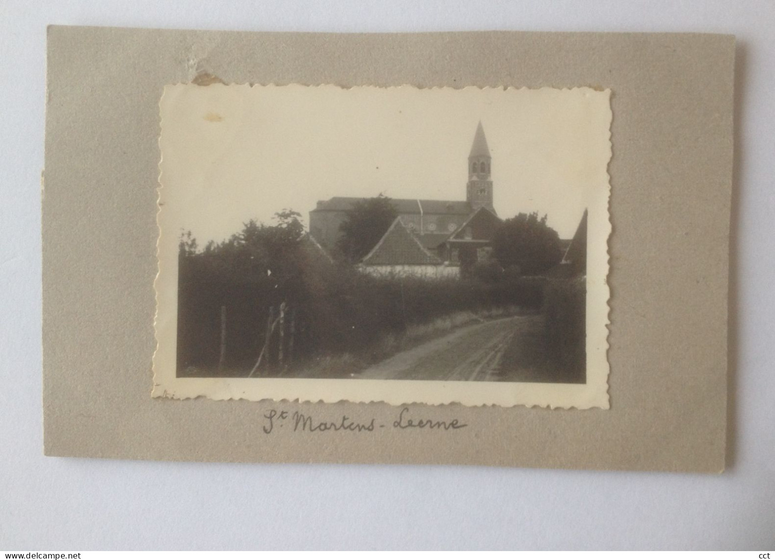 Sint-Maartens-Leerne  Deinze    FOTO Van De Kerk En Omgeving - Deinze