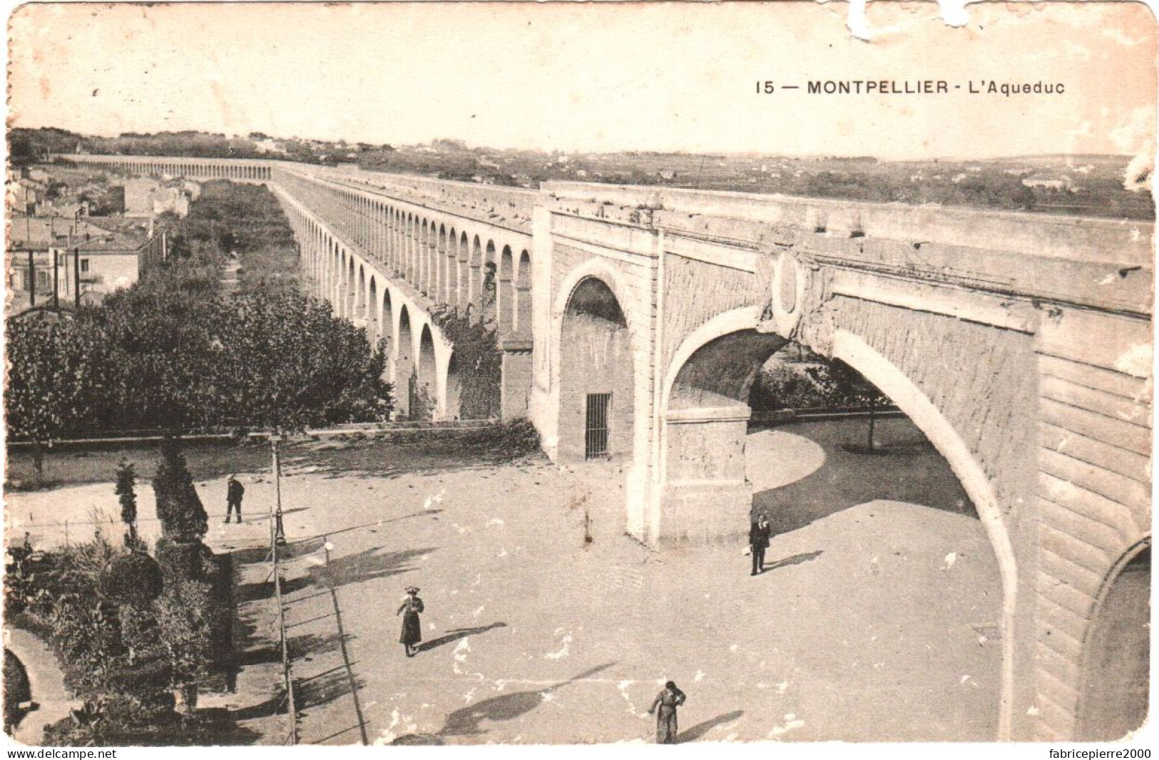 CPA 34 (Hérault) Montpellier - L'Aqueduc Près Du Château D'eau Du Peyrou 1911 - Invasi D'acqua & Impianti Eolici