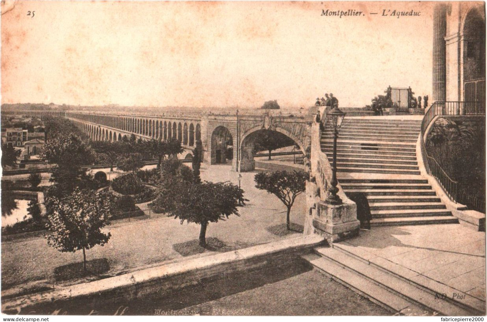 CPA 34 (Hérault) Montpellier - L'Aqueduc Et Le Château D'eau Du Peyrou - Wassertürme & Windräder (Repeller)