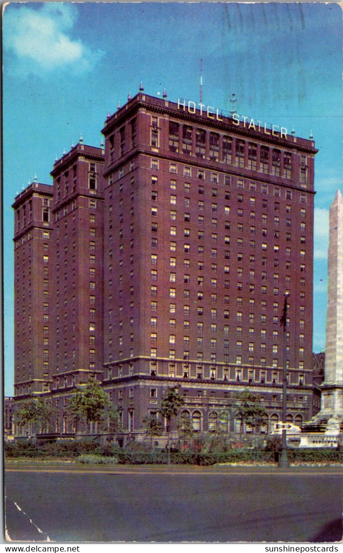 New York Buffalo Niagara Circle Statler Hotel And McKinley Monument 1953 - Buffalo