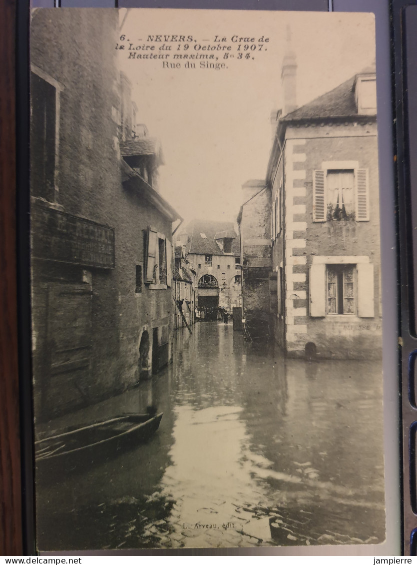 6. Nevers - La Crue De La Loire Du 19 Octobre 1907. Hauteur Maxima, 5m34 - Rue Du Singe (Arveau éditeur) - Nevers