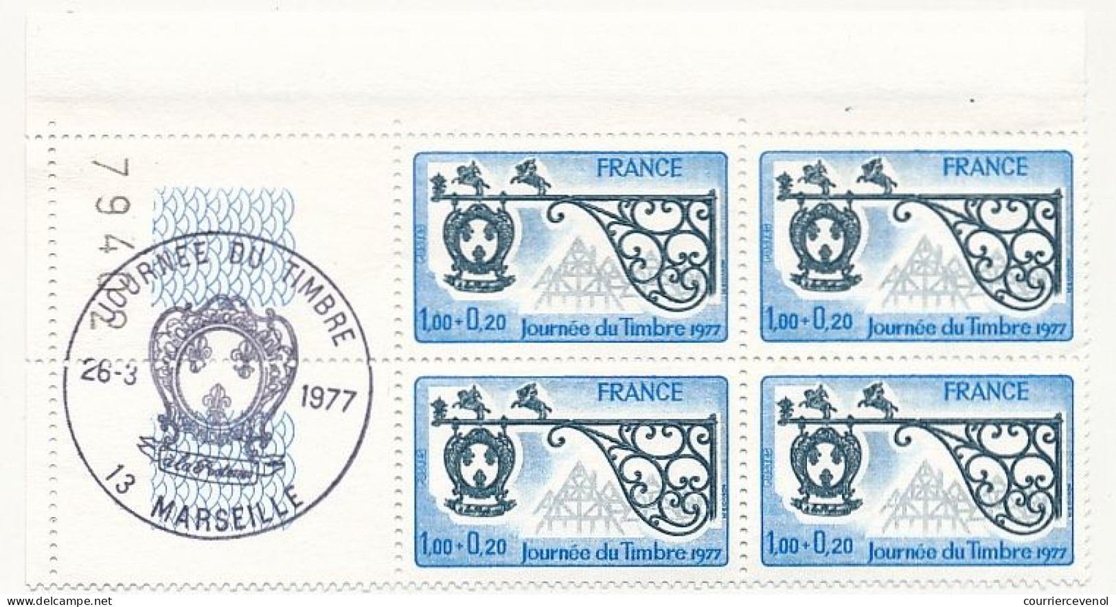 FRANCE - 19 Blocs de quatre avec oblitérations Journée du timbre sur les bords -1965 à 1984 - Paris et Marseille