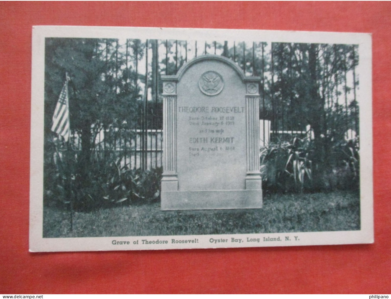 Grave Of Theodore Roosevelt. Oyster Bay.   Long Island  New York > Long Island  ref 5999 - Long Island