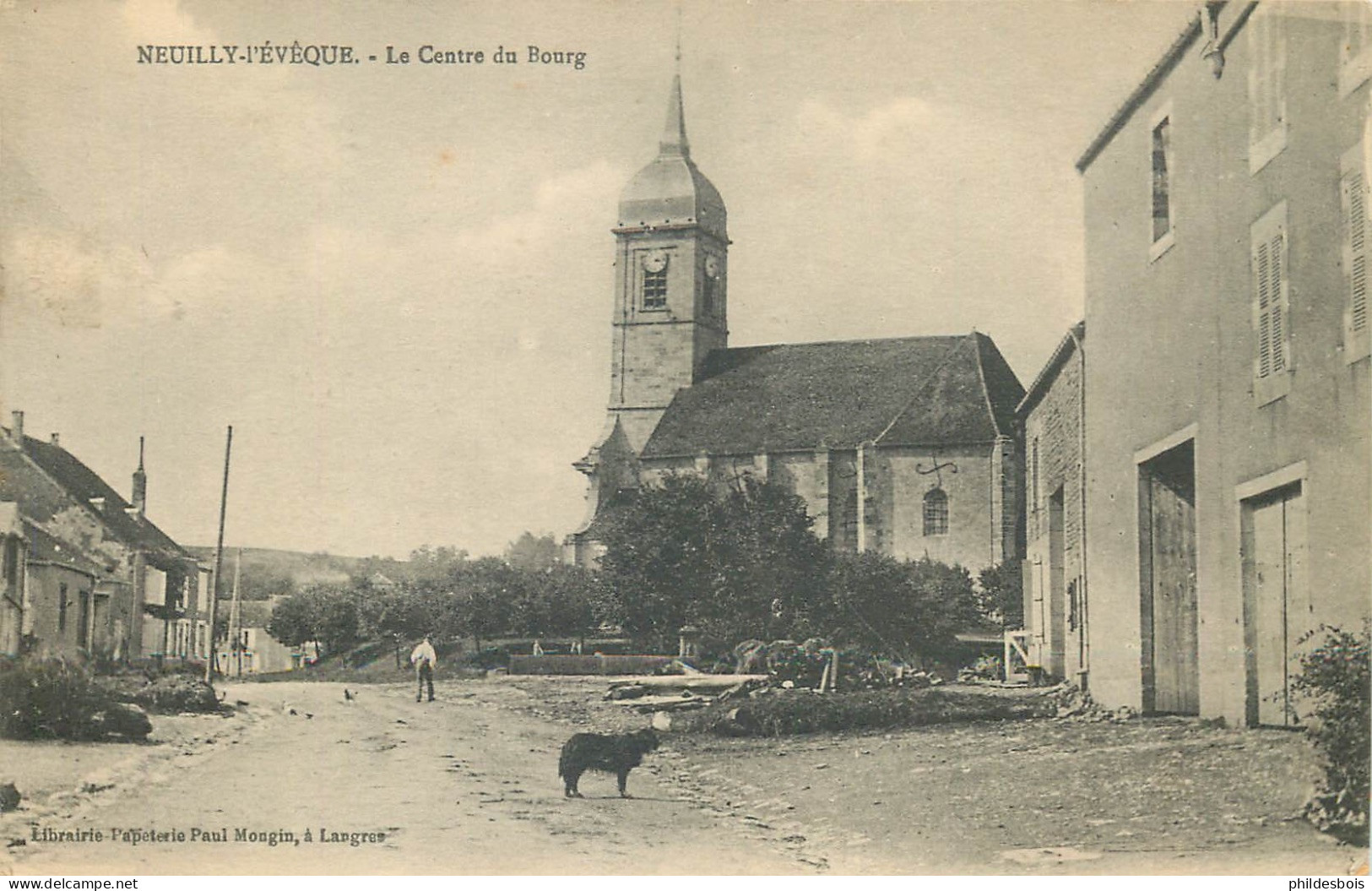 HAUTE MARNE  NEUILLY L'EVEQUE   Le Centre Du Bourg - Neuilly L'Eveque