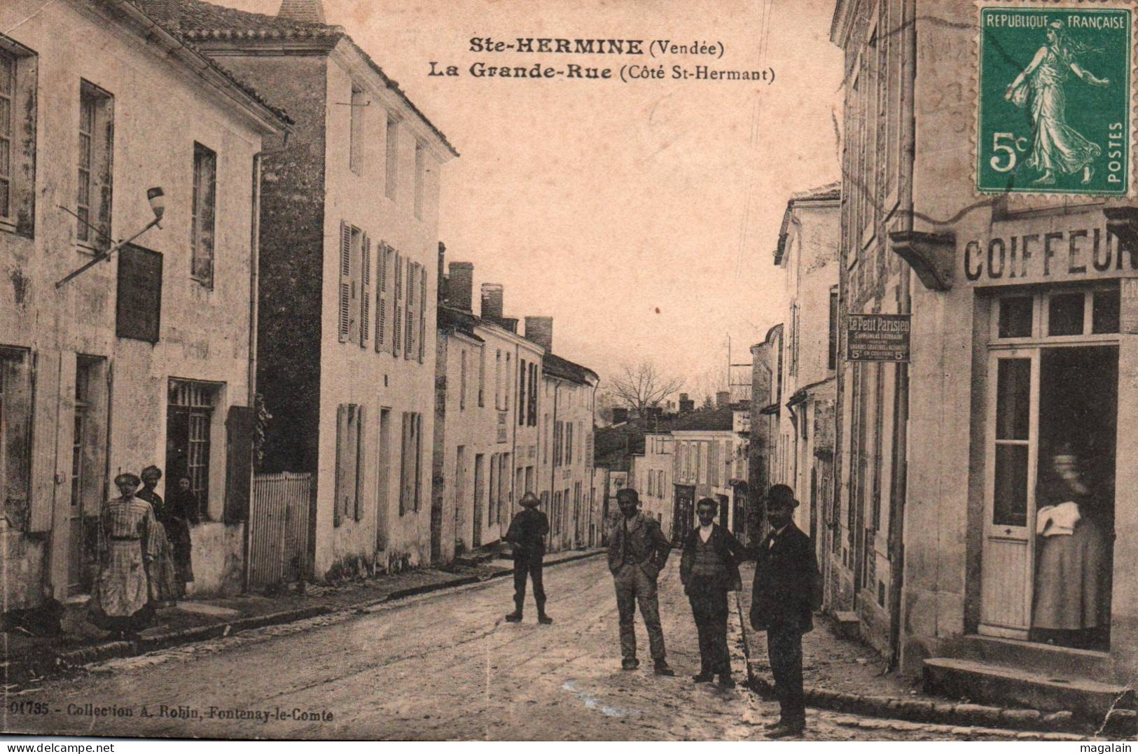 Ste Hermine : La Grande Rue (côté St Hermant) - Sainte Hermine