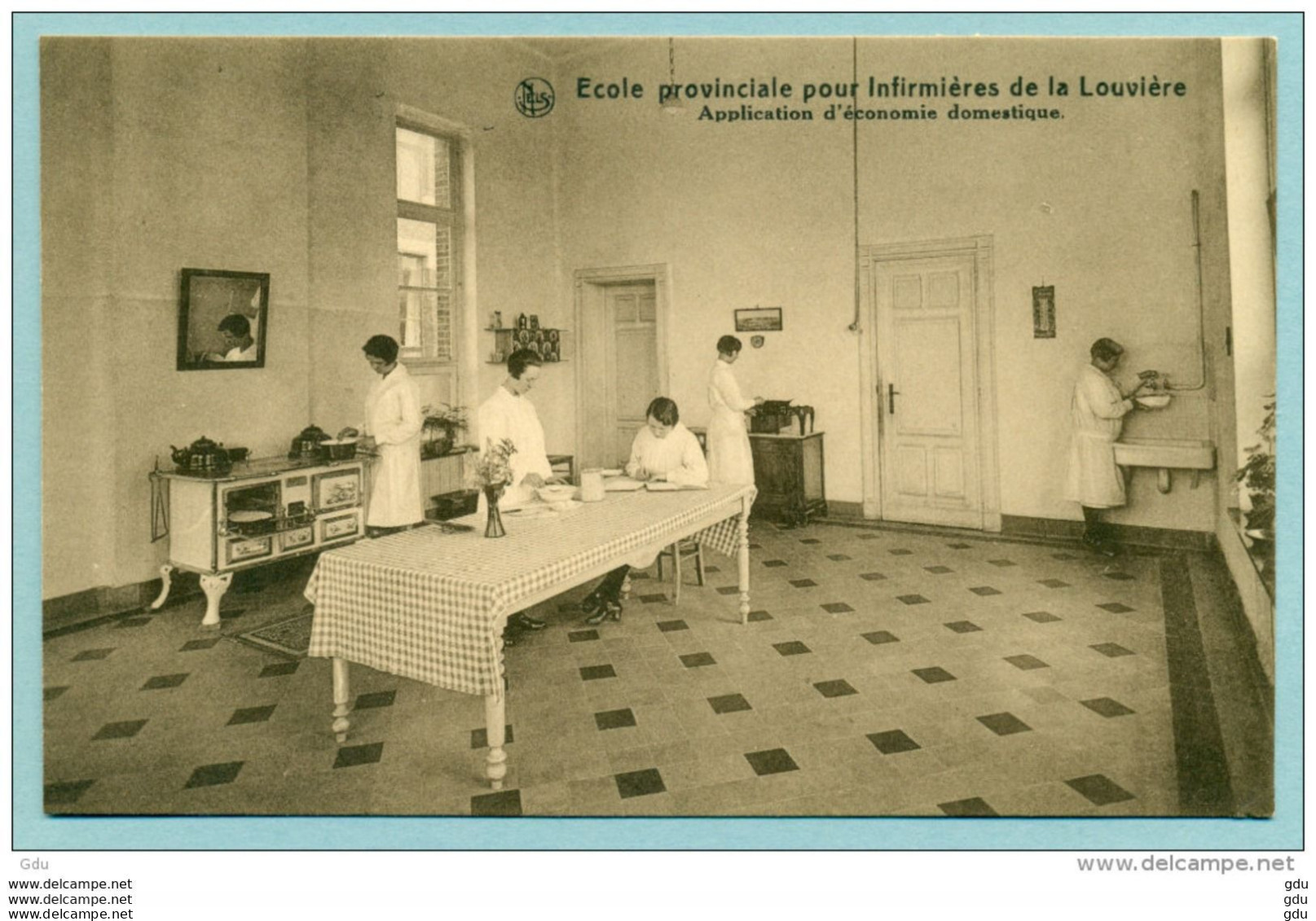 La Louvière " école D'infirmières " - 3 Cp  Sépia - Non Voyagé (texte Au Verso) RRR - La Louvière