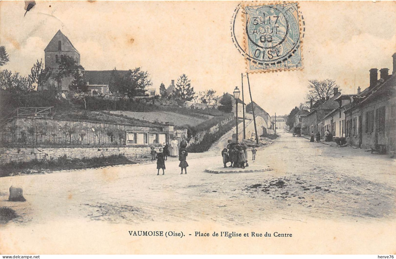 VAUMOISE - Place De L'Eglise Et Rue Du Centre - Vaumoise