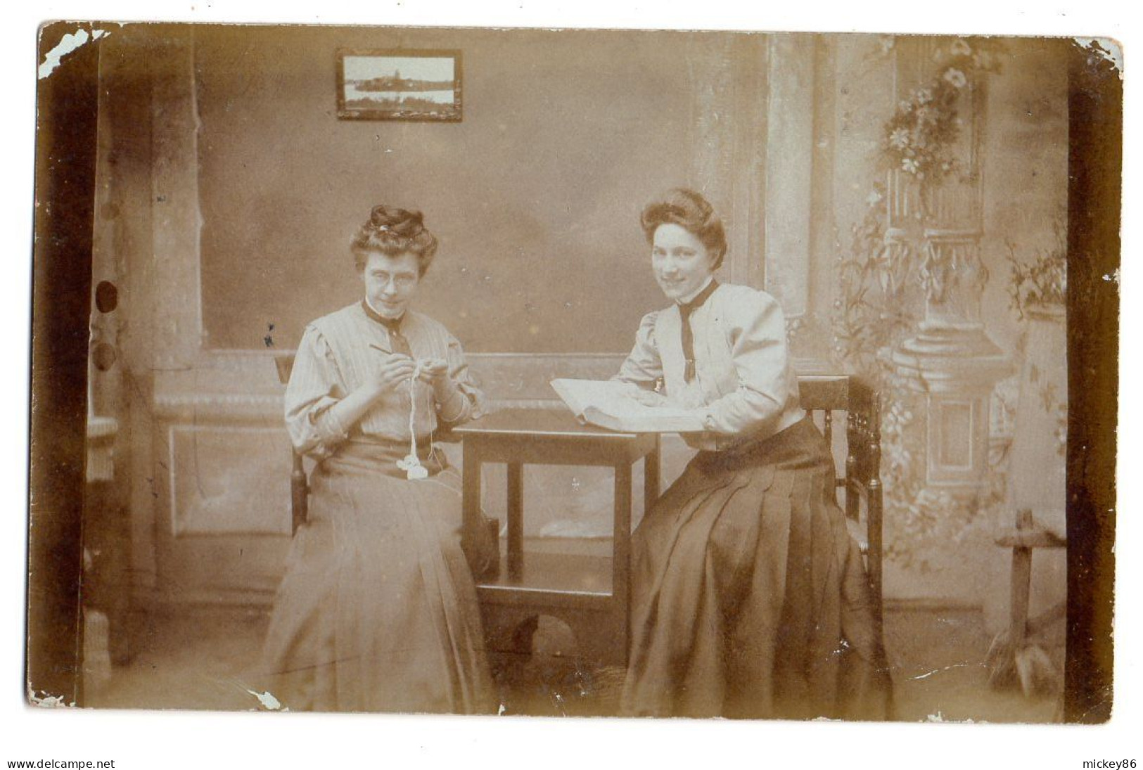 Allemagne --RATZEBURG --1909--carte-photo  Deux Habitantes De Ratzeburg Dans Leur Salon ( Très Animée) - Ratzeburg