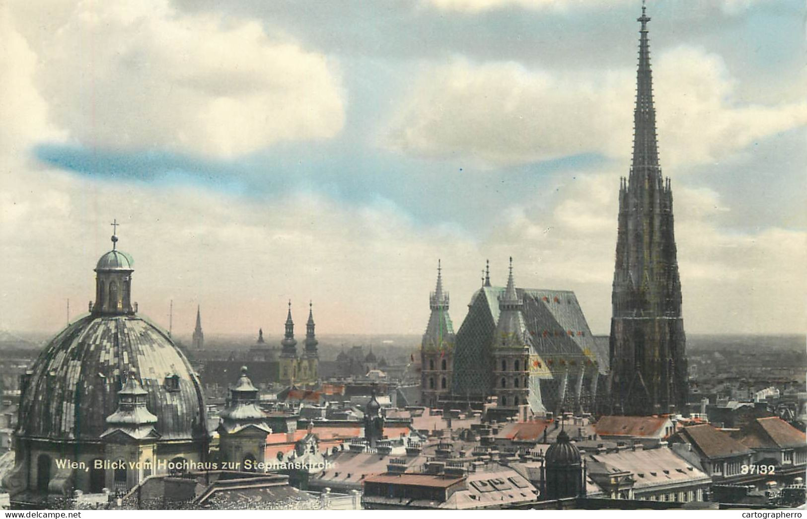 Postcard Austria Wien Stephansplatz And Stephanskirche Rooftop - Stephansplatz