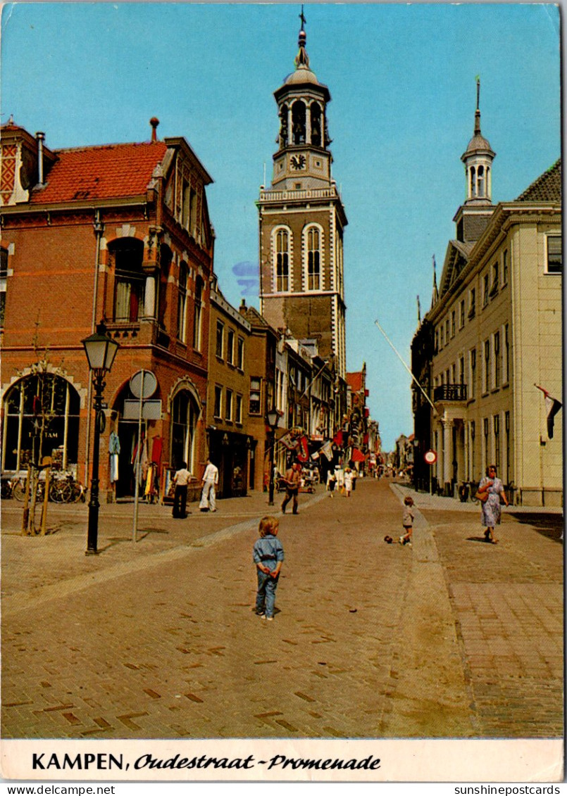 Netherlands Kampen Oudestraat Promenade - Kampen