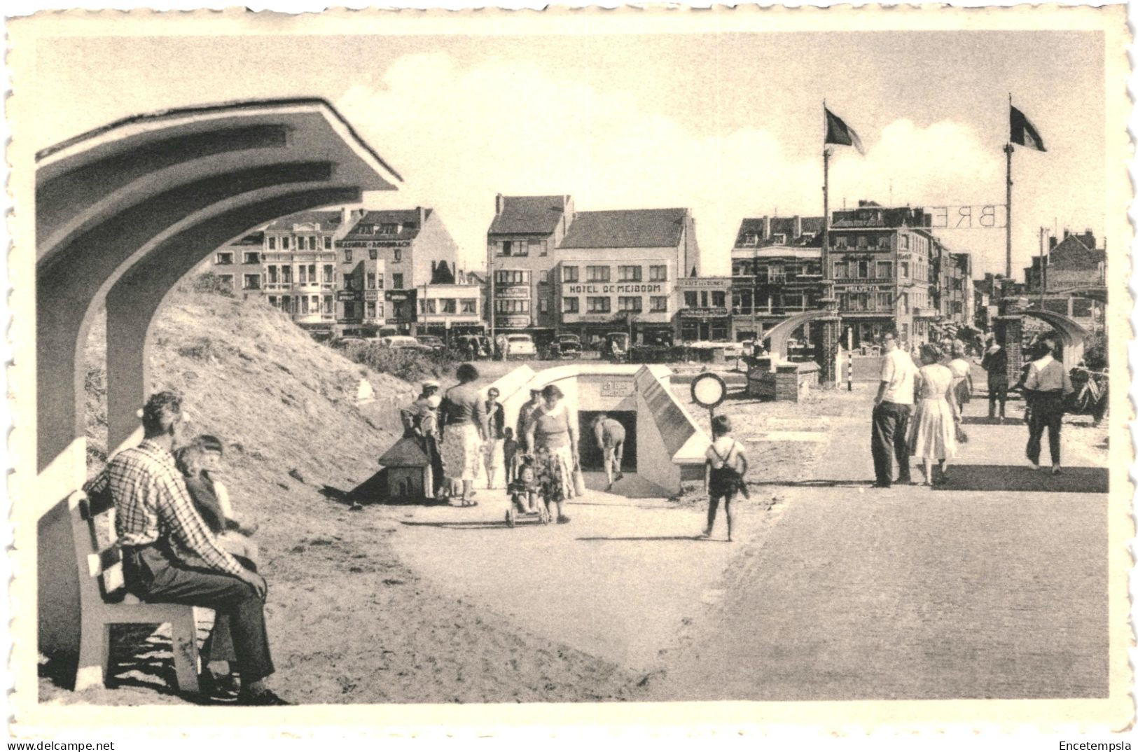 CPA Carte Postale Belgique Bredene Sur Mer Entrée Du Tunnel  VM65691 - Bredene