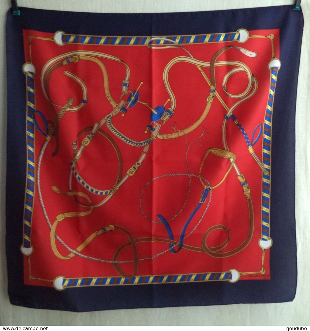 Foulard  Gil De Losne Paris Motifs équitation Mors Sangle étrier Bleu Rouge Jaune. - Scarves