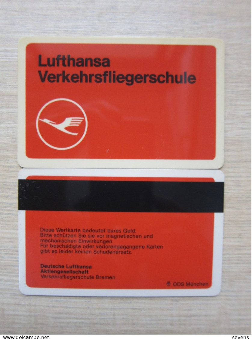 LuftHansa Pilot School Magnetic Card - Autres & Non Classés