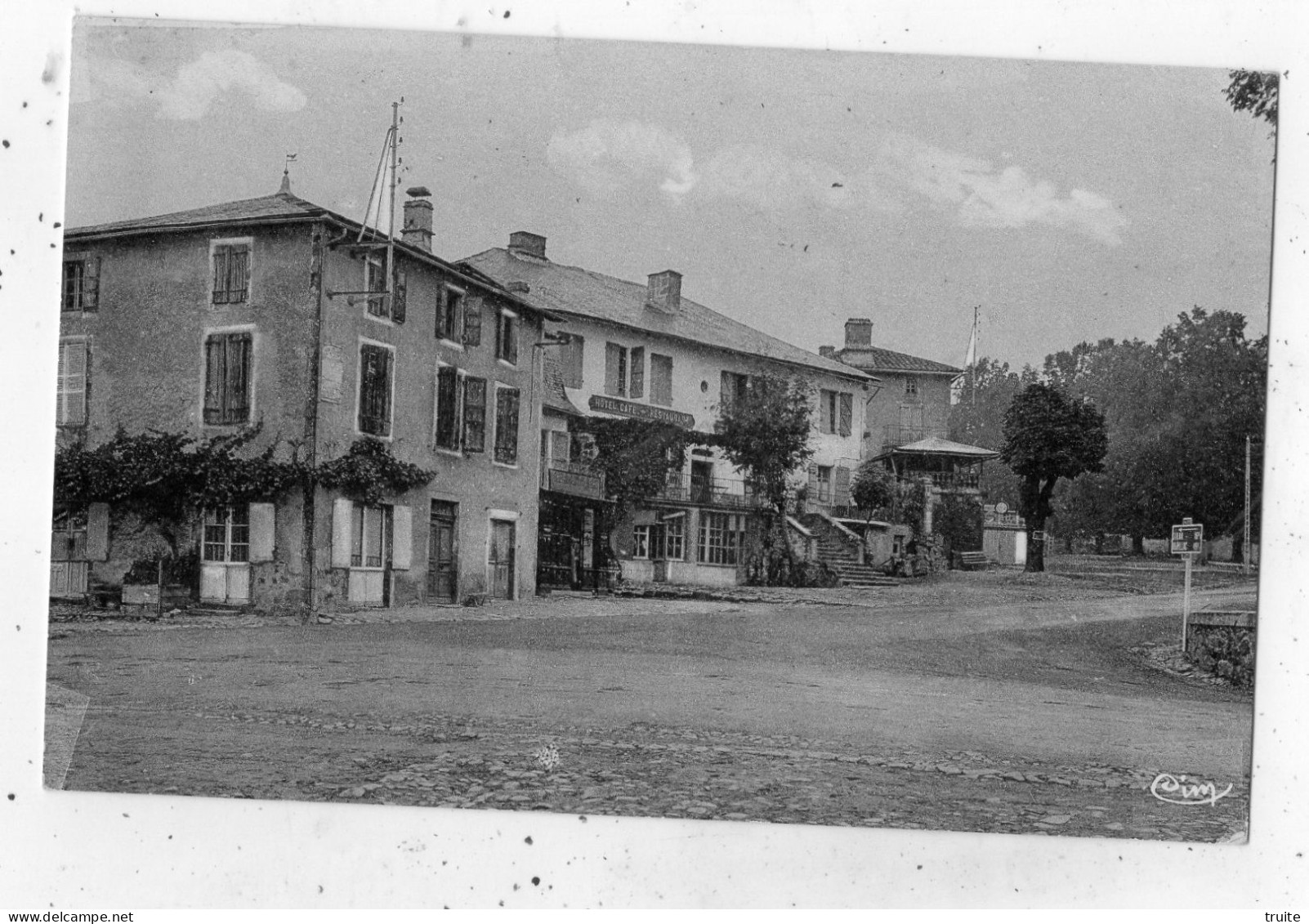 SOUSCEYRAC AVENUE D'AURILLAC - Sousceyrac