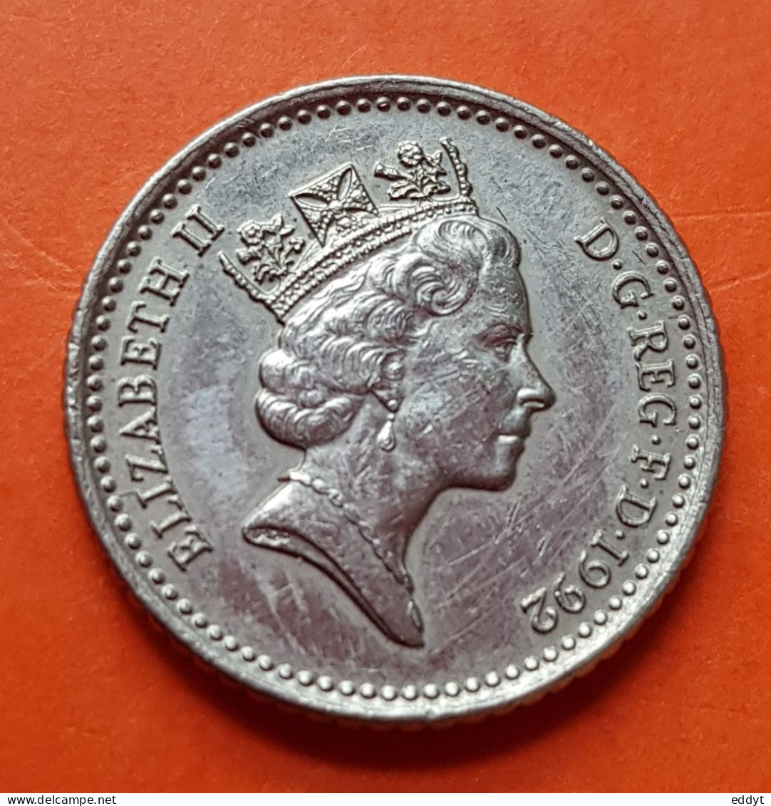 Pièce Monnaie GRANDE BRETAGNE  - 5 FIVE PENCE - Elizabeth II - 1992 - 5 Pence & 5 New Pence