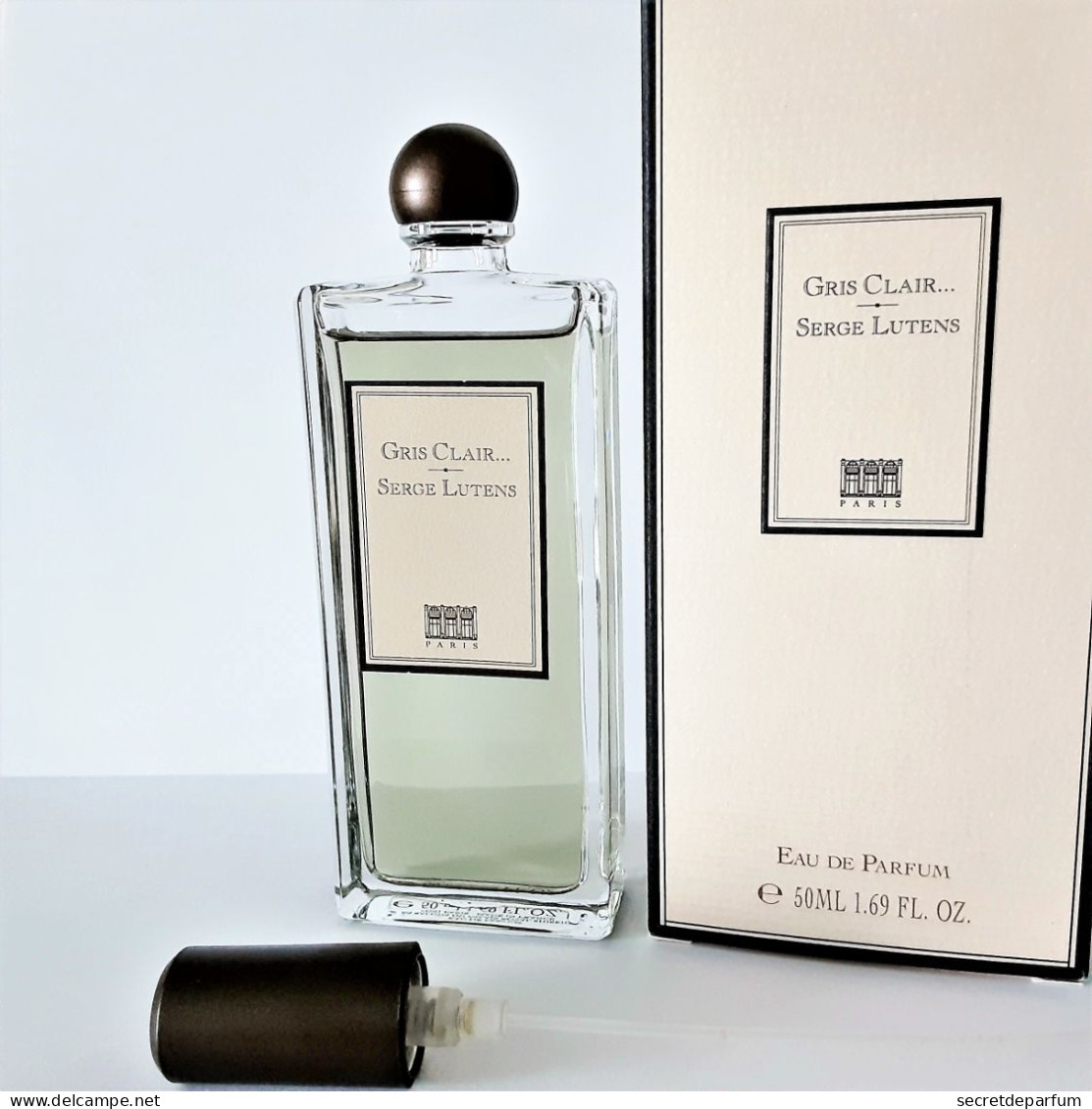 Flacon De Parfum   NEUF  GRIS CLAIR  De  SERGE LUTENS   50 Ml   EDP   + BOITE - Damen