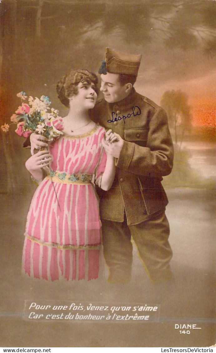 COUPLES - Militaire Et Sa Femme - Pour Une Fois Venez Qu'on S'aime Car C'est Du Bonheur ....  - Carte Postale Ancienne - Coppie