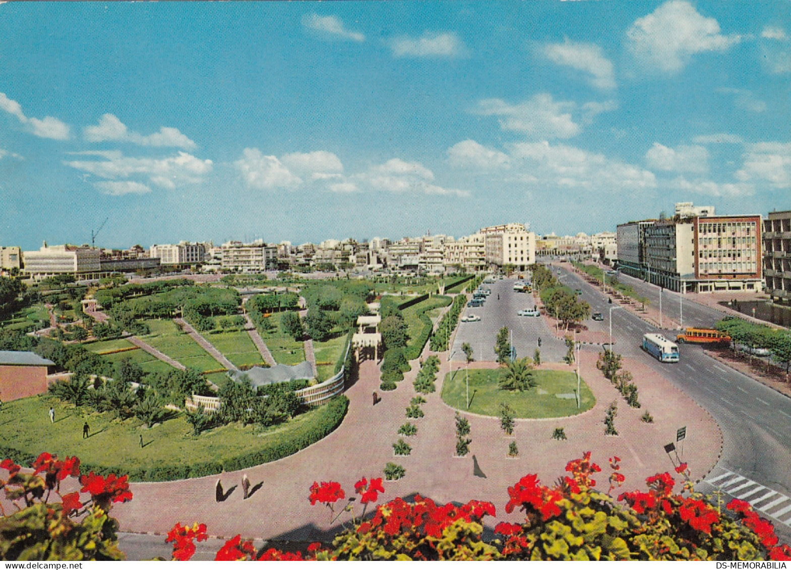 Kuwait - Public Garden And Fahd Al-Salem Street - Kuwait