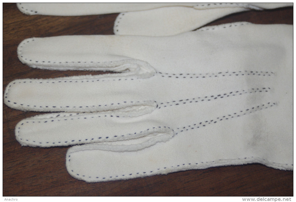 GANTS RETRO VINTAGE FEMME Poignets MOUSQUETAIRES  32 Cms - 1900-1940