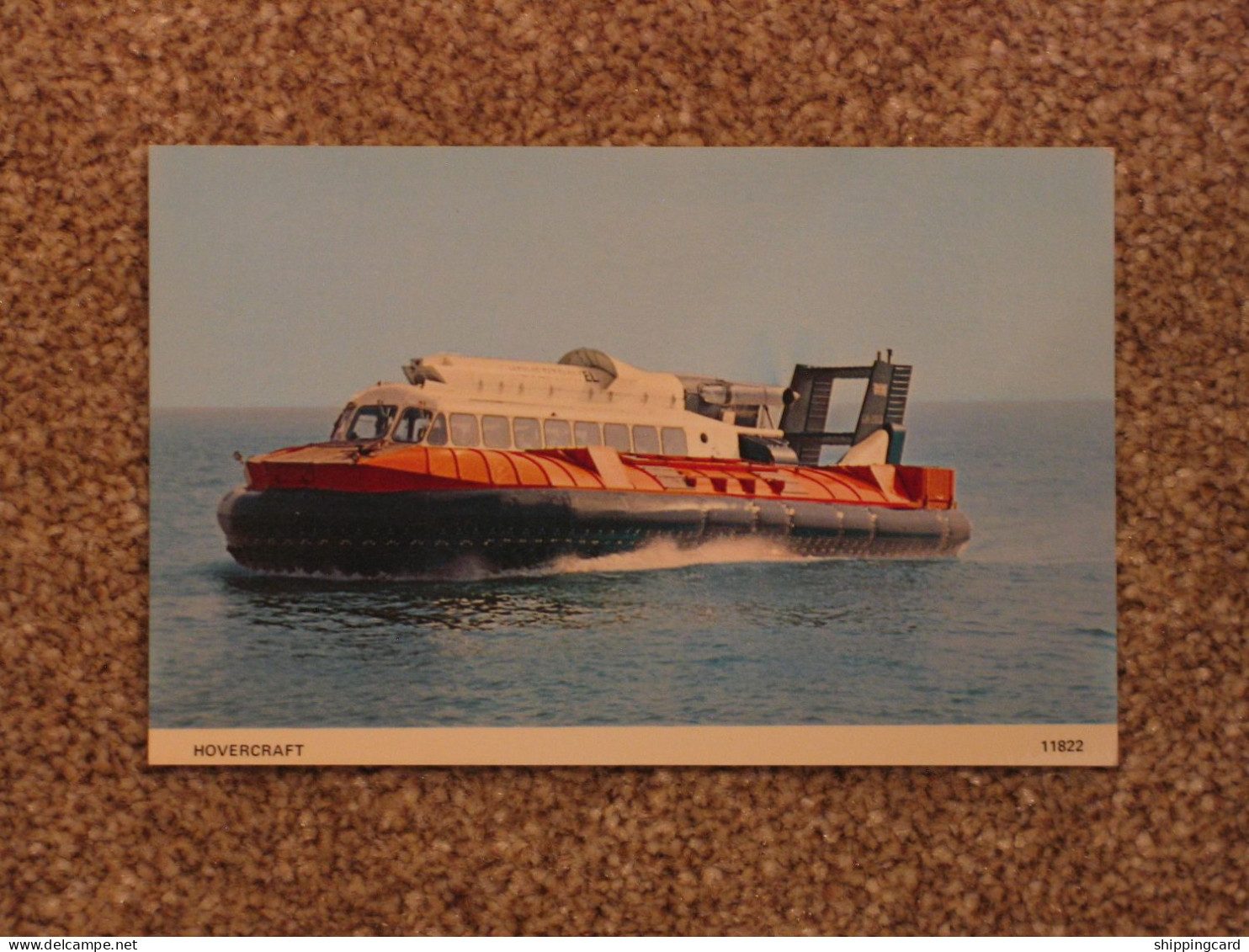 HOVERTRAVEL HOVERCRAFT AT SEA - Hovercraft