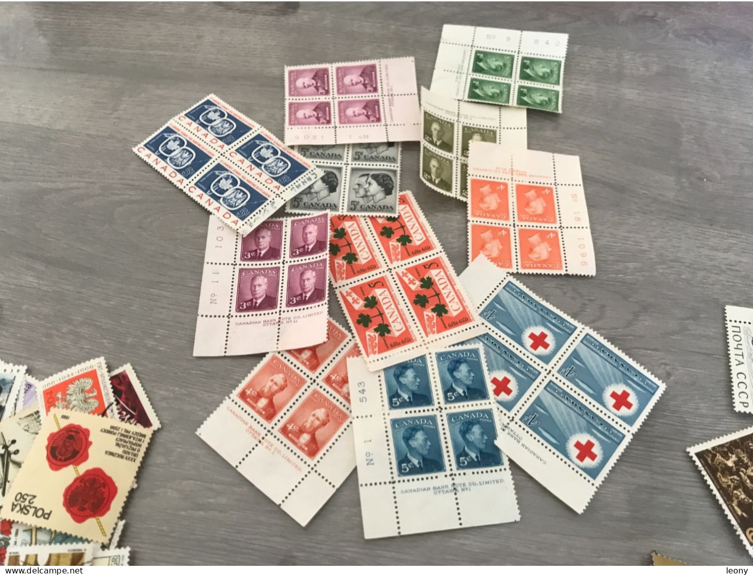 TIMBRES  De  PAYS  DIVERS  - - Vrac (max 999 Timbres)