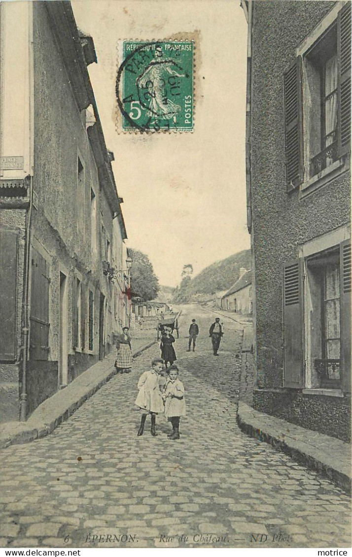 EPERNON - Rue Du Château. - Epernon