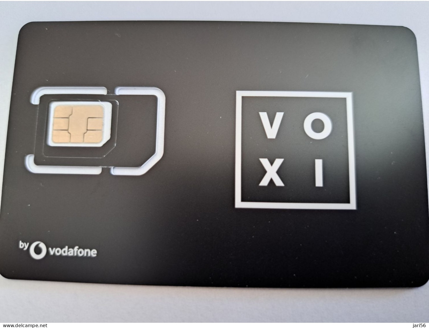 UNITED KINGDOM /  GSM /  SIM CARD /  PROVIDER ; VODAFONE / VOXI  BLACK      /   MINT  CARD  ** 13055** - Collections