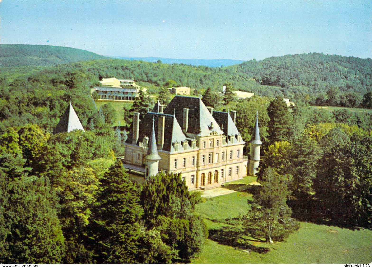24 - Domme - Château De Giverzac - Vue Aérienne - Domme