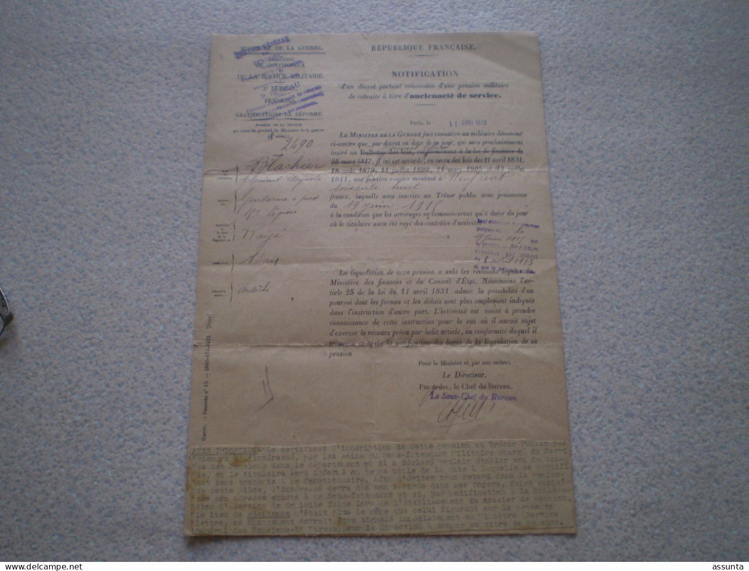 1918 Ministère De La Guerre, Notification D'une Pension Viagère à Un Gendarme à Pied. 26 Ans De Service - Police & Gendarmerie