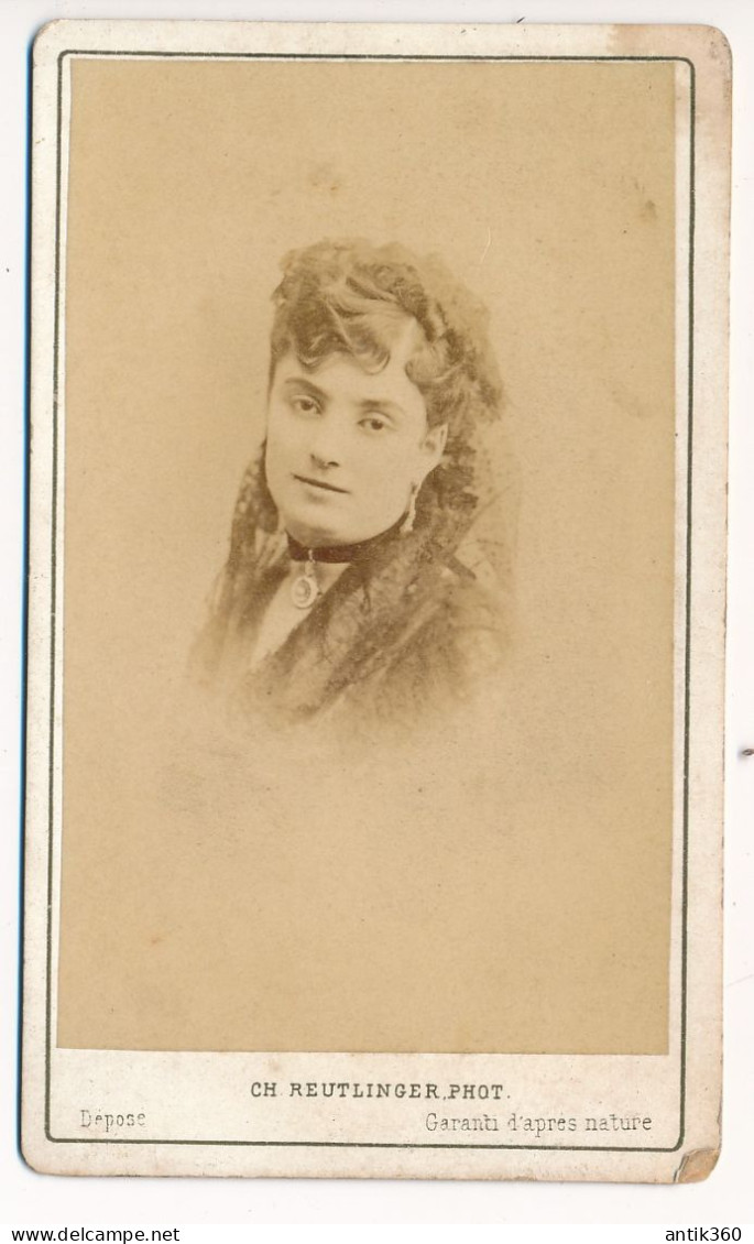 Photographie Ancienne CDV Portrait D'une Jeune Femme Actrice Alice REGNAULT Photographe Reutlinger à Paris - Personnes Identifiées