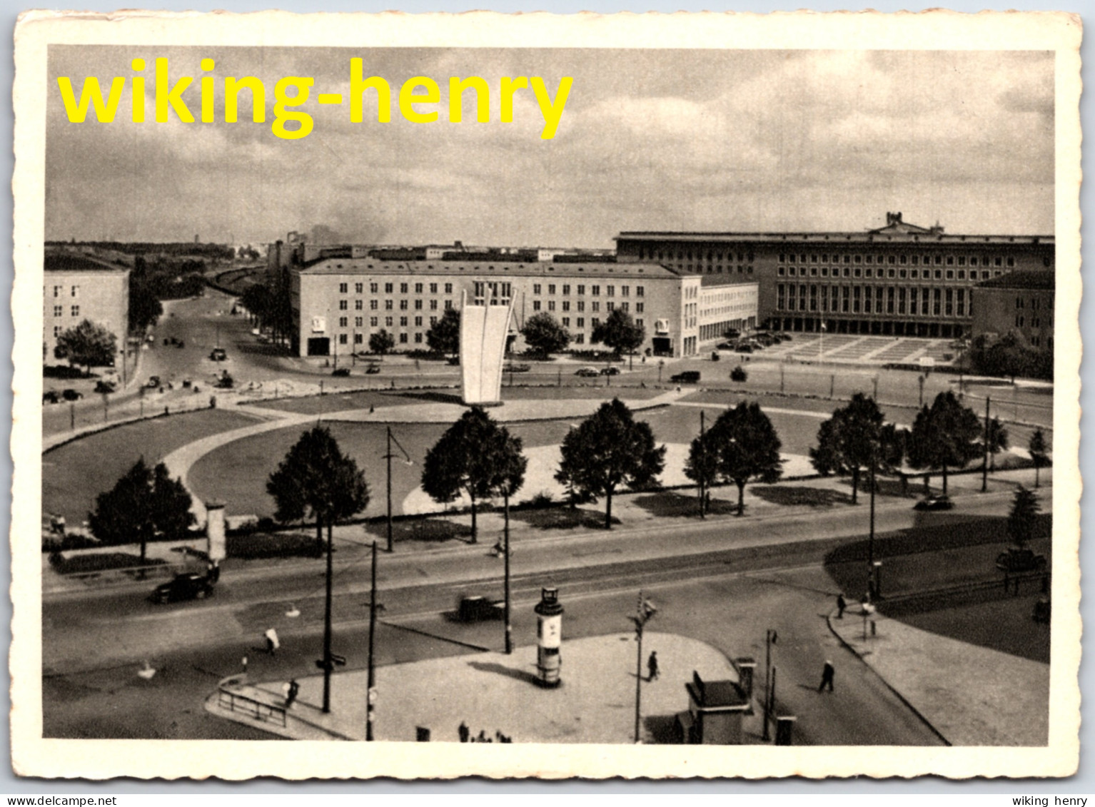 Berlin Tempelhof - S/w Flughafen  Platz Der Luftbrücke 5 - Tempelhof