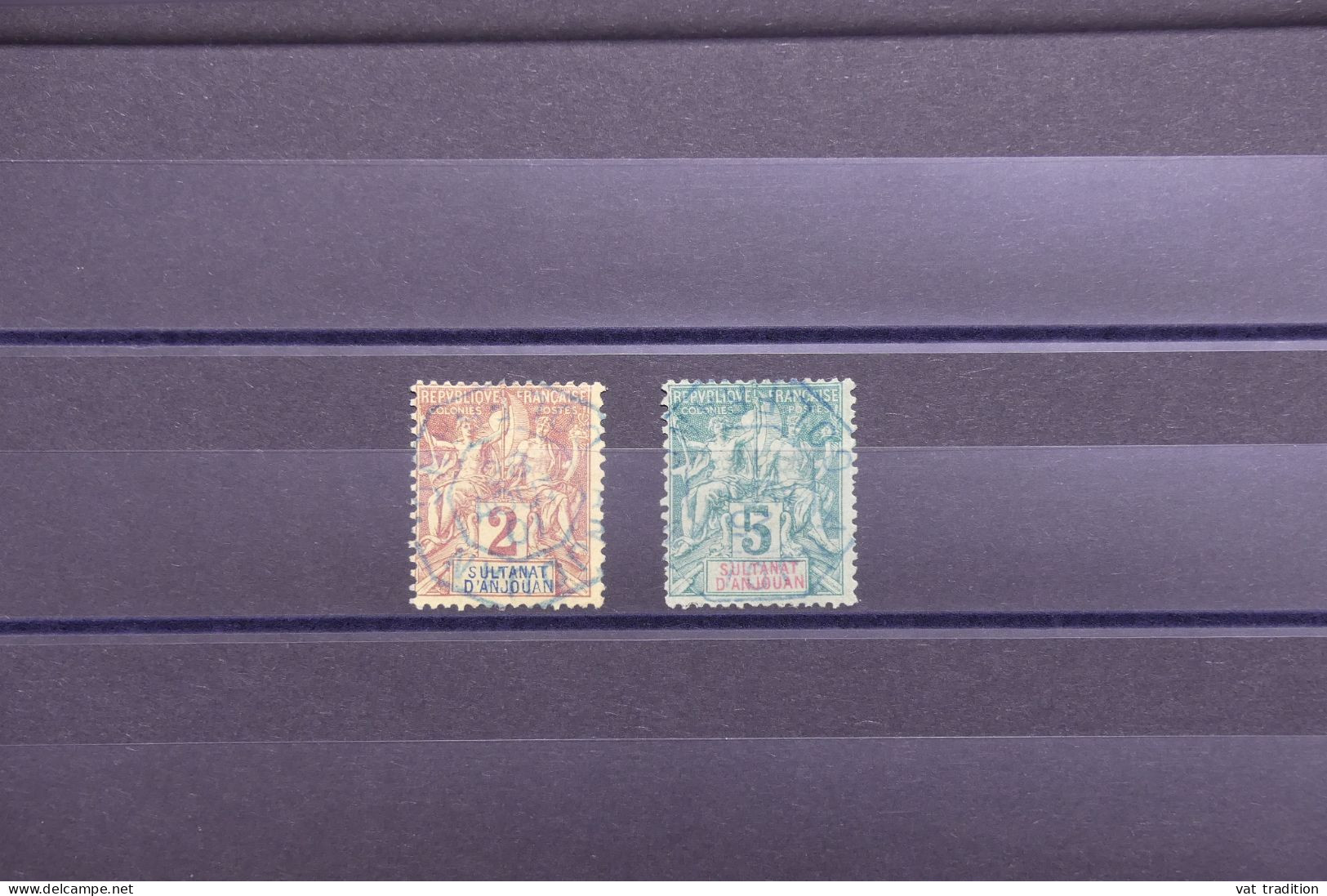 ANJOUAN - 2 Exemplaires Au Type Groupe Avec Oblitérations Hexagonales  - L 142992 - Used Stamps