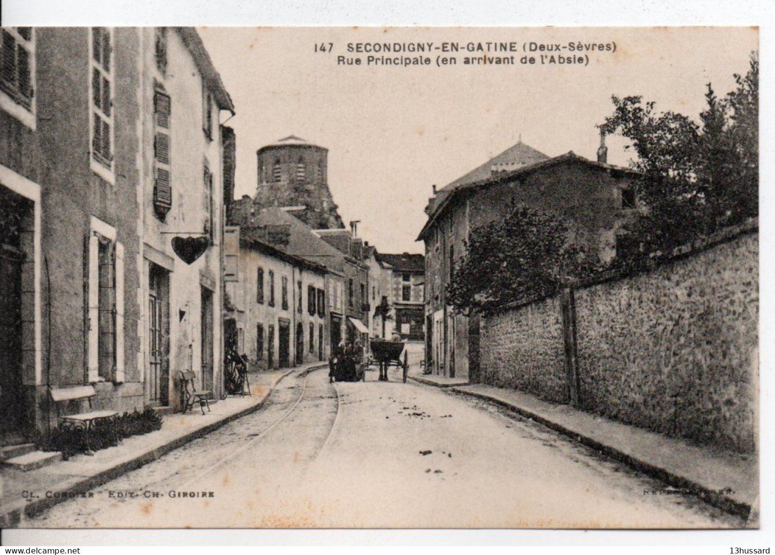 Carte Postale Ancienne Secondigny En Gatine - Rue Principale (en Arrivant De L'Absie) - Secondigny