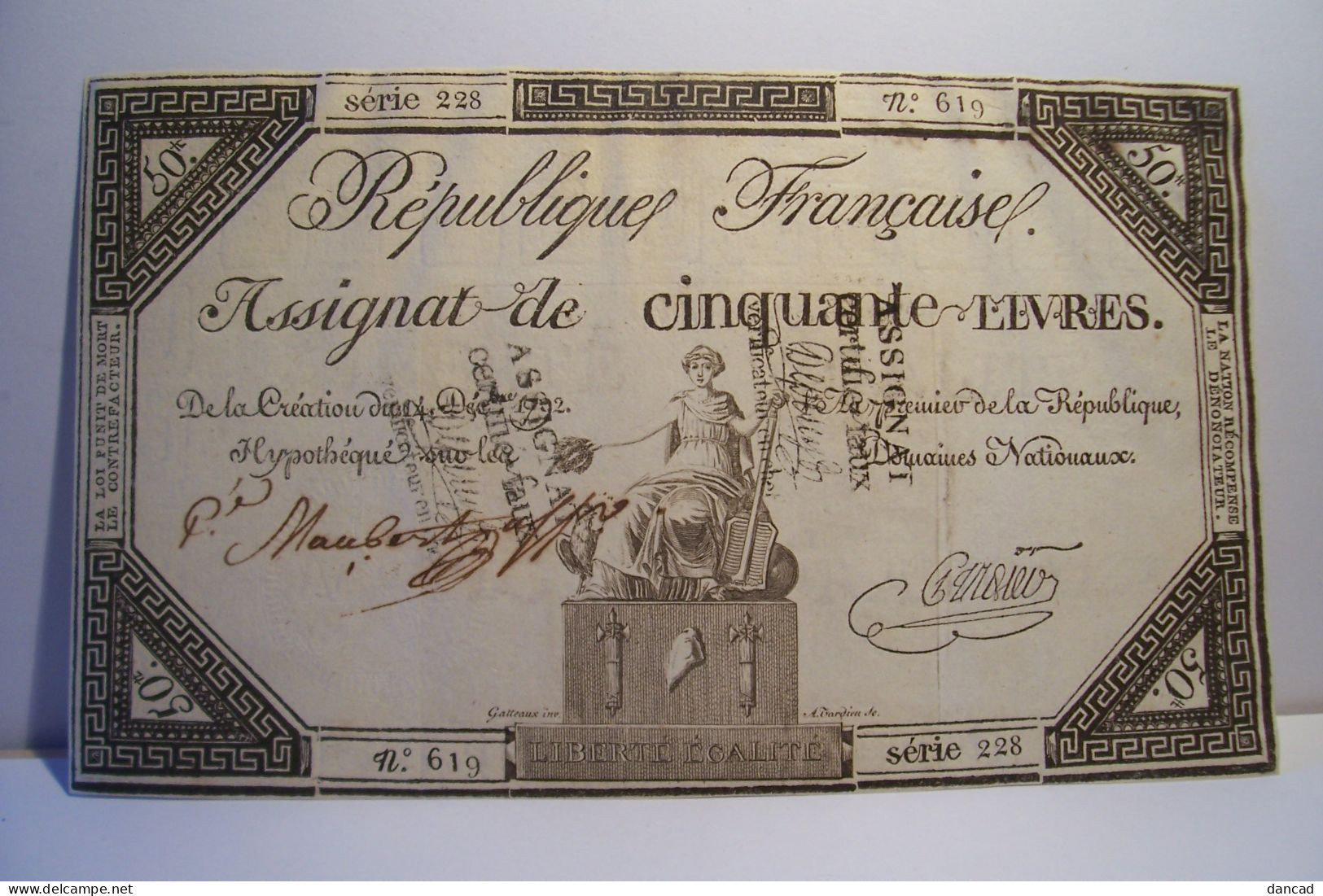 ASSIGNAT  DE   CINQUANTE  LIVRES  - N° 619 - SERIE 228  - ( Certifié Faux Déjà à L'époque ) - Assignats & Mandats Territoriaux