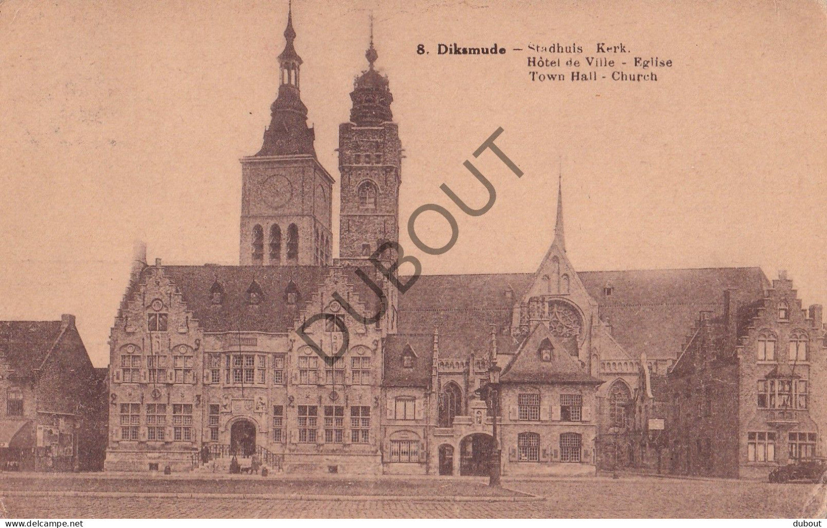 Postkaart/Carte Postale - Diksmuide - Stadhuis En Kerk (C3306) - Diksmuide