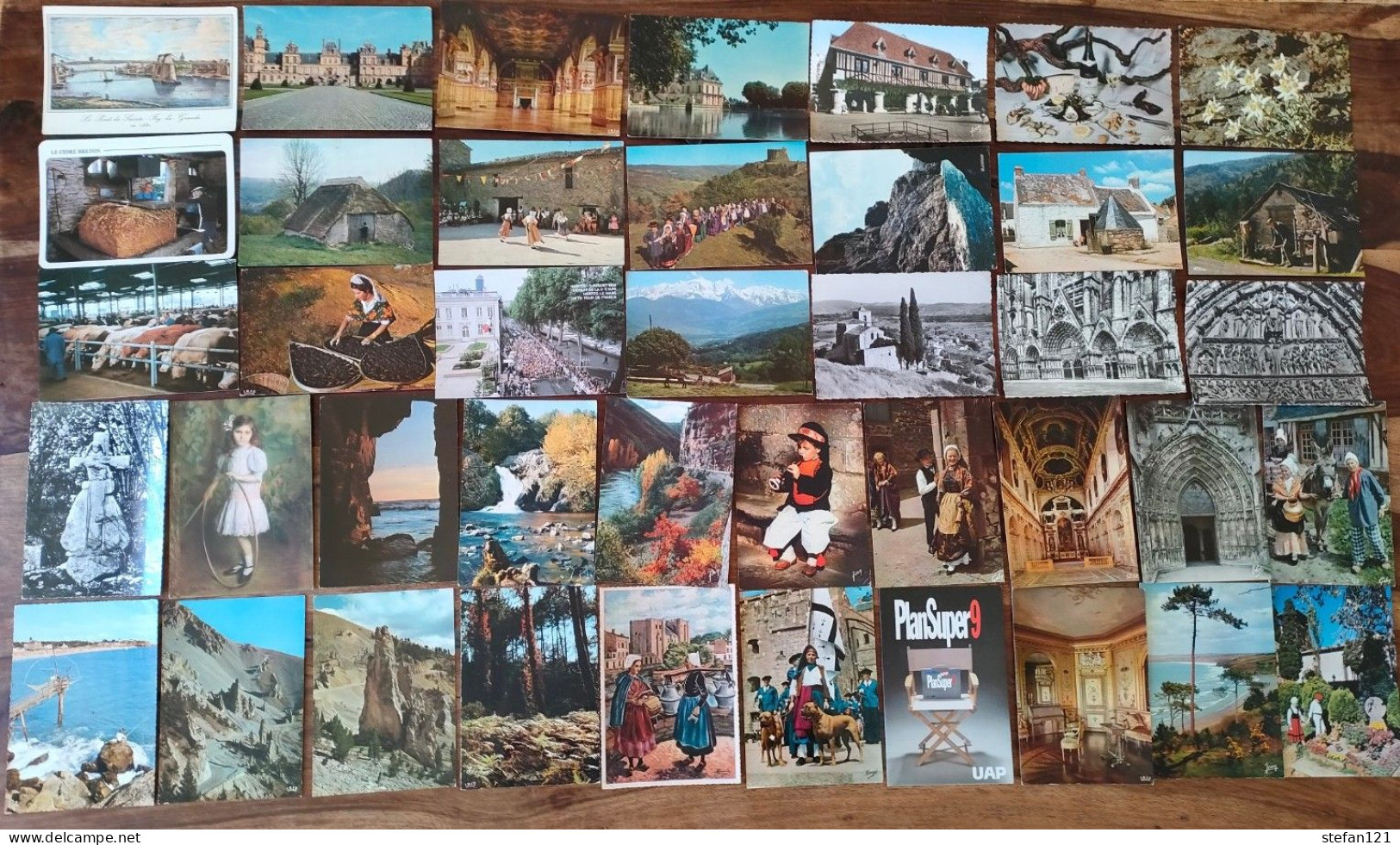 Lot de cartes postales semi modernes - France = 952 - Monde = 163 - + 212 petites cartes - Toutes photographiées