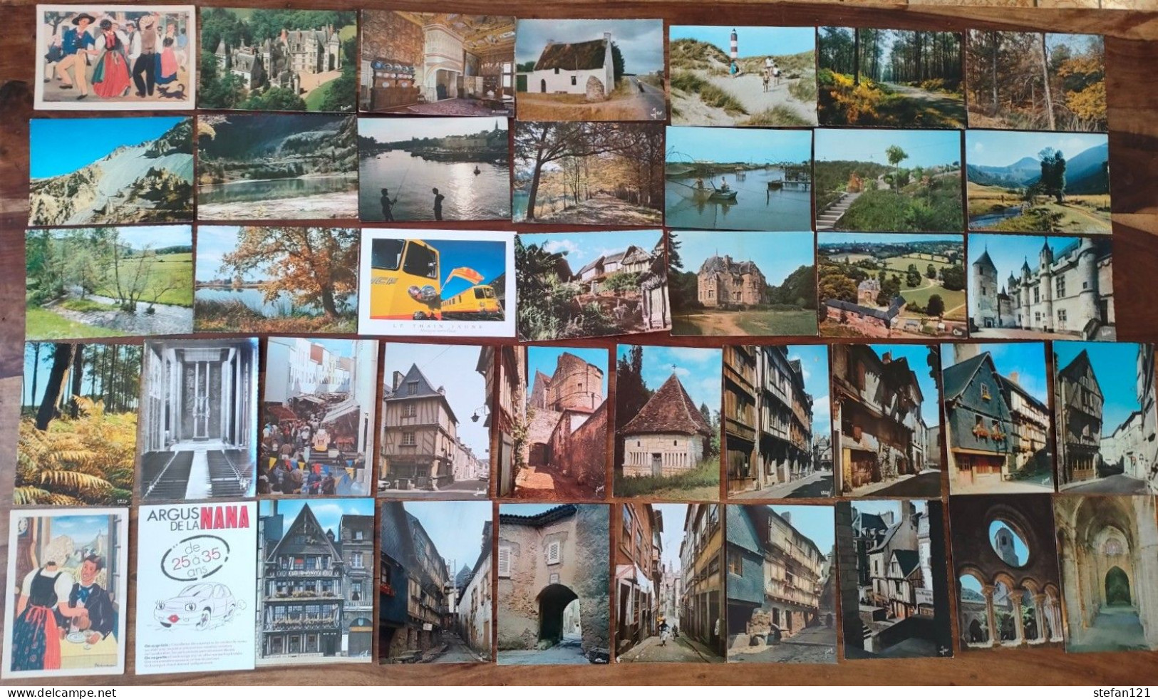 Lot de cartes postales semi modernes - France = 952 - Monde = 163 - + 212 petites cartes - Toutes photographiées