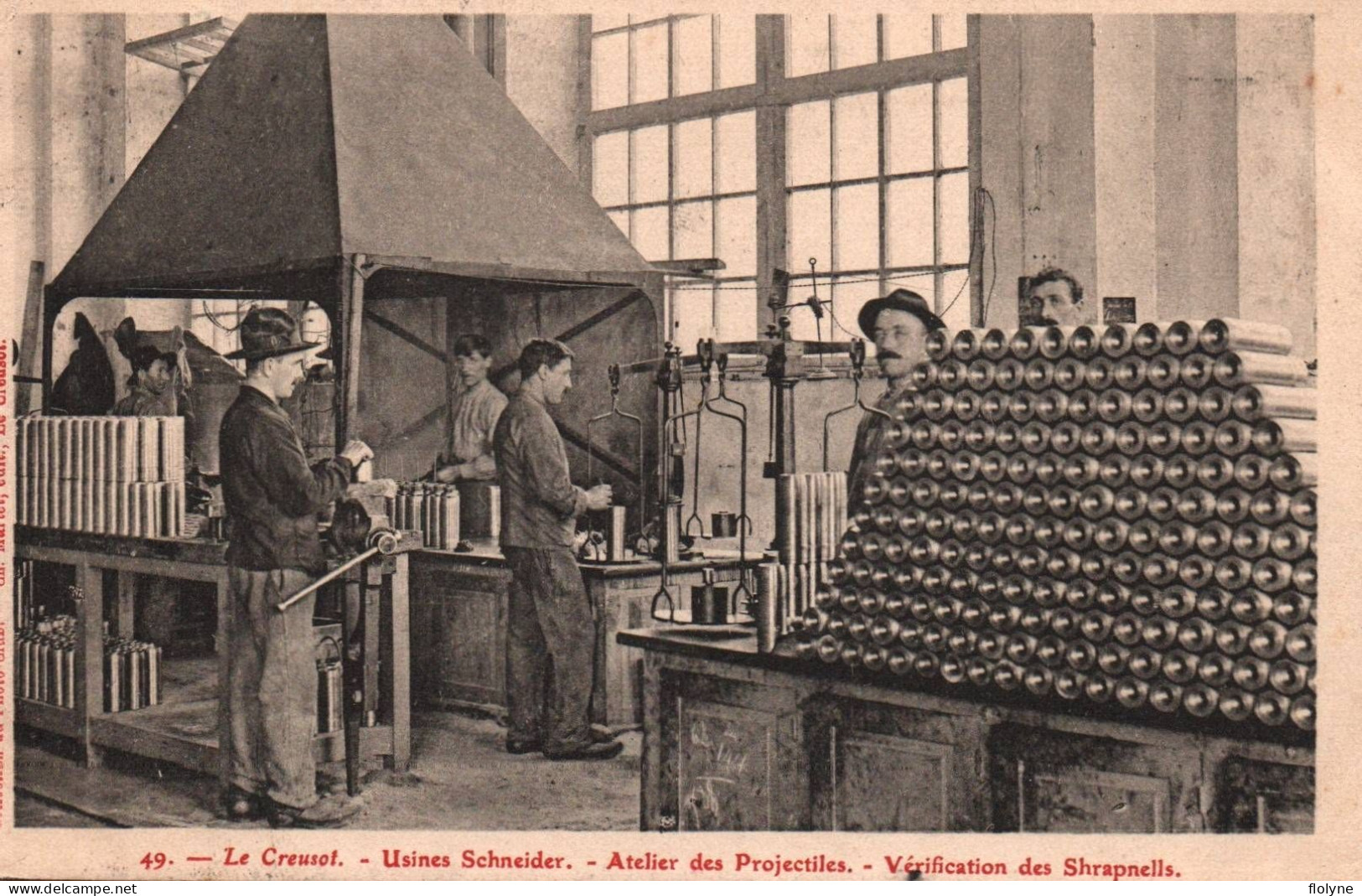 Le Creusot - Usines SCHNEIDER - Atelier De Projectiles - Vérification Des Shrapnells - Le Creusot