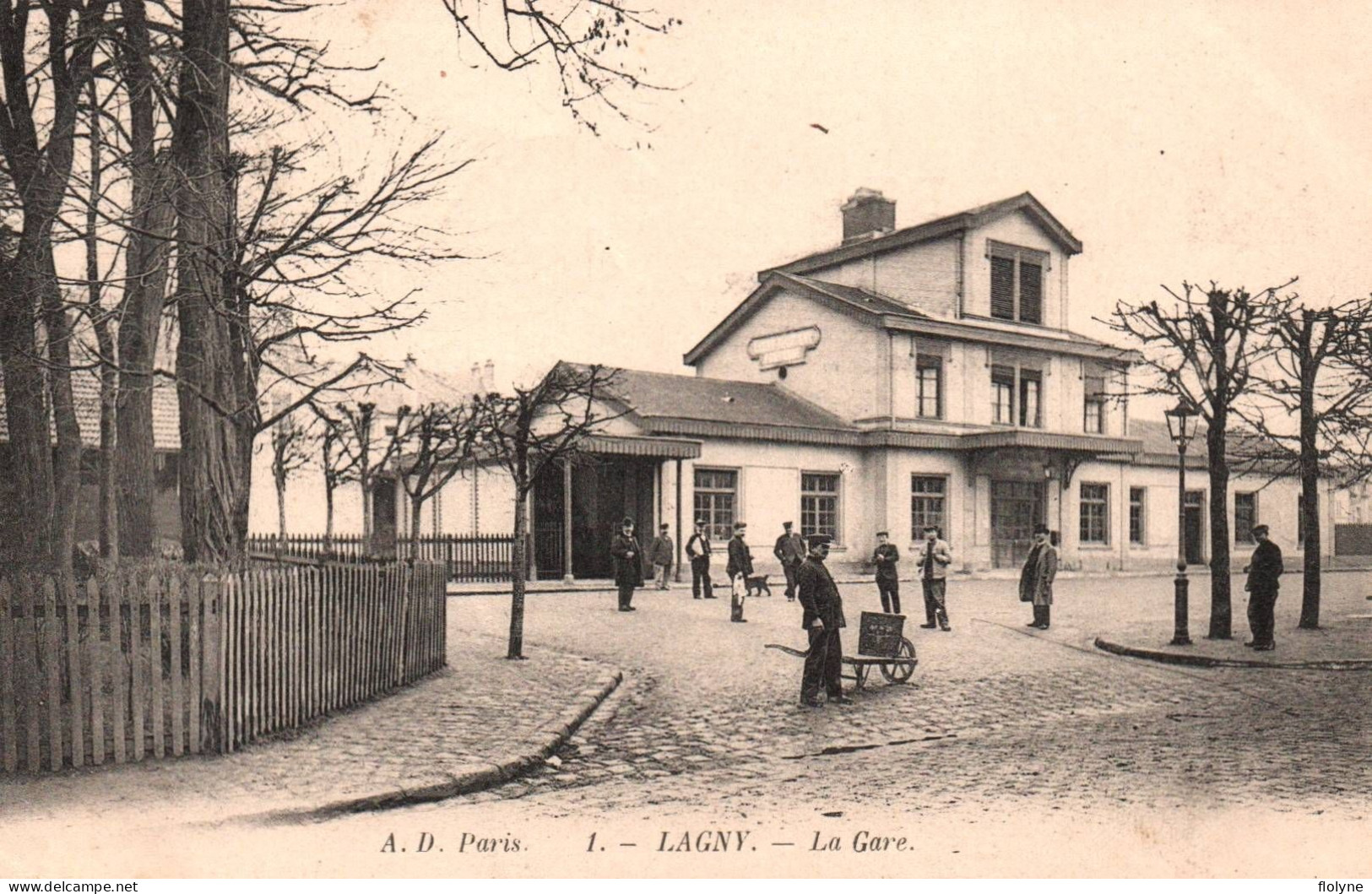 Lagny - Place De La Gare - Lagny Sur Marne