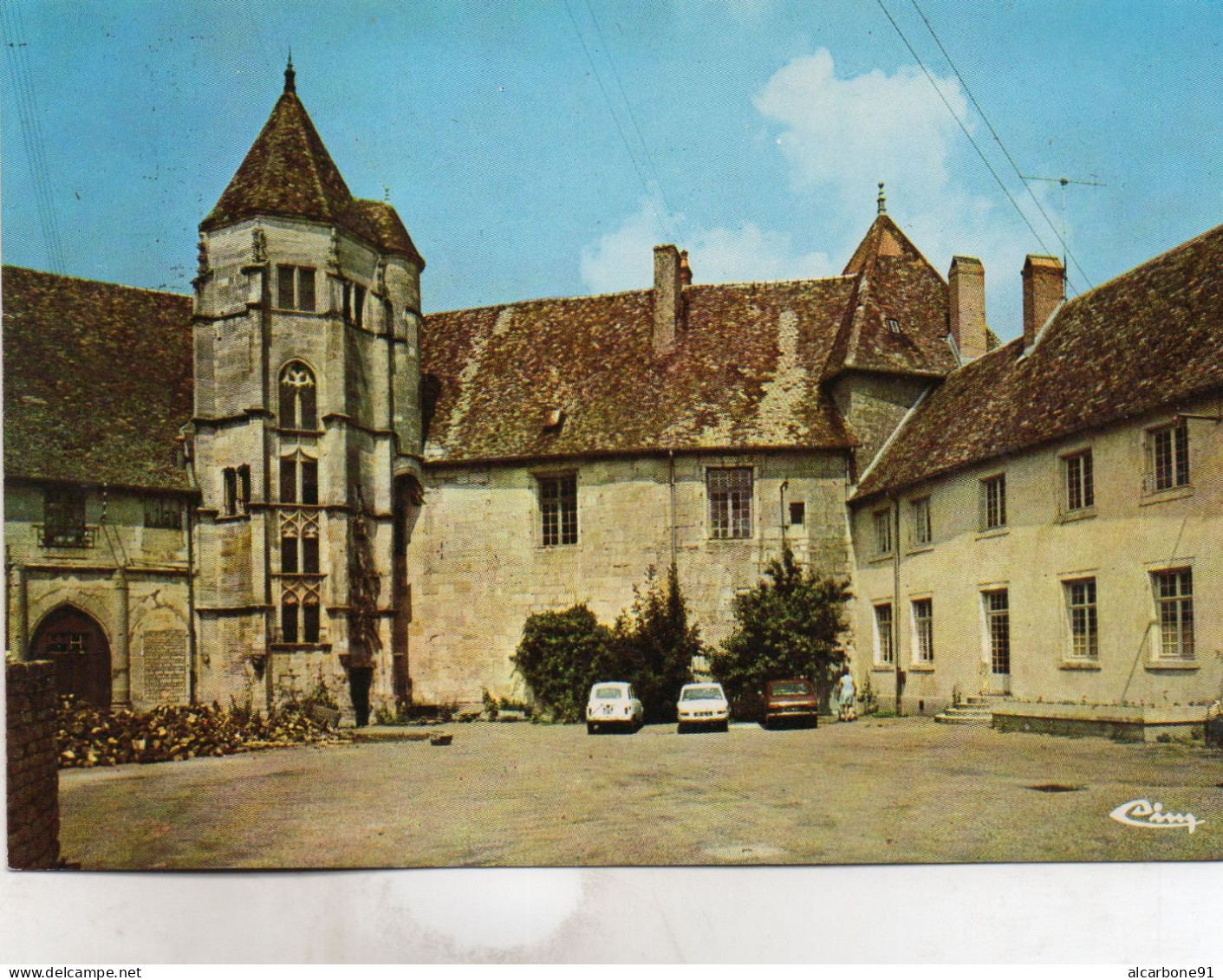 GY - Le Château - Gy