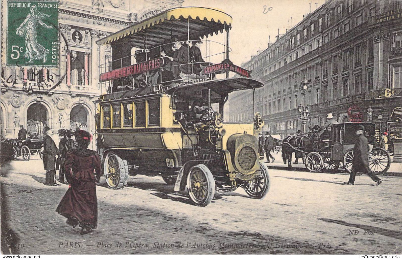 France - Paris Nouveau - Place De L'opéra - Station D'autobus - Colorisé - Carte Postale Ancienne - Plätze